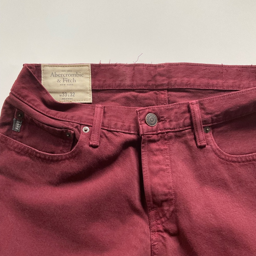 Abercrombie & Fitch Men's Burgundy Jeans